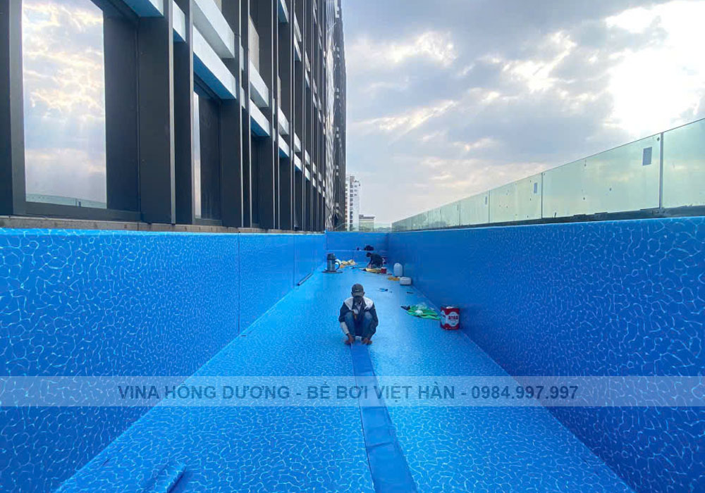Thi Công Bể Bơi Sân Thượng Tại Hà Nội Có Khó Không? 