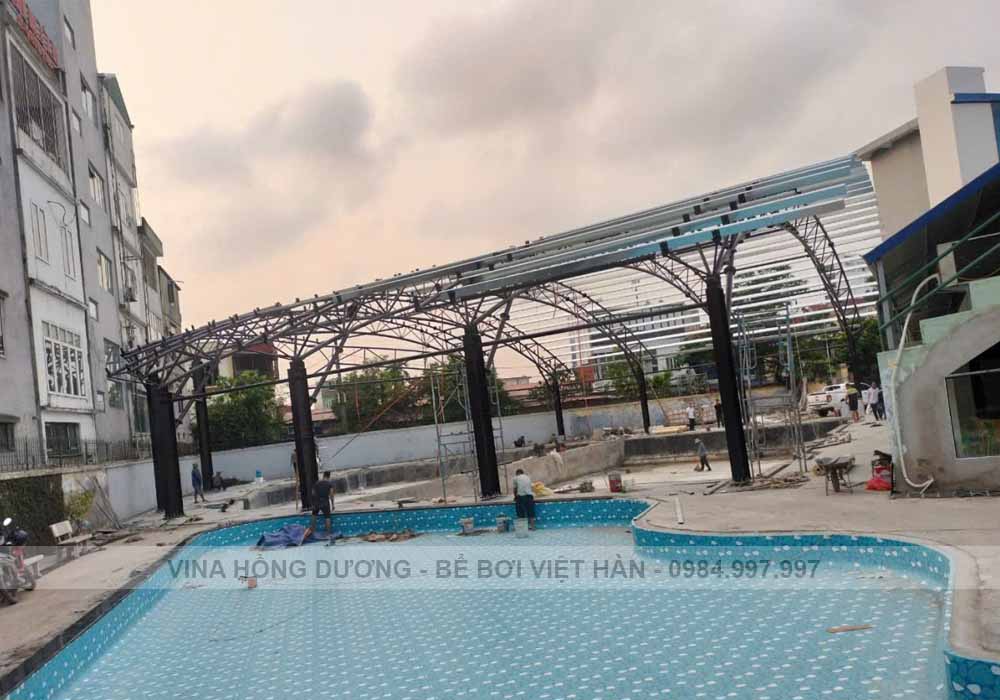 Chi Phí Vận Hành Bể Bơi Kinh Doanh Gồm Những Gì? Cách Tối Ưu Chi Phí Ngay Từ Khi Thi Công